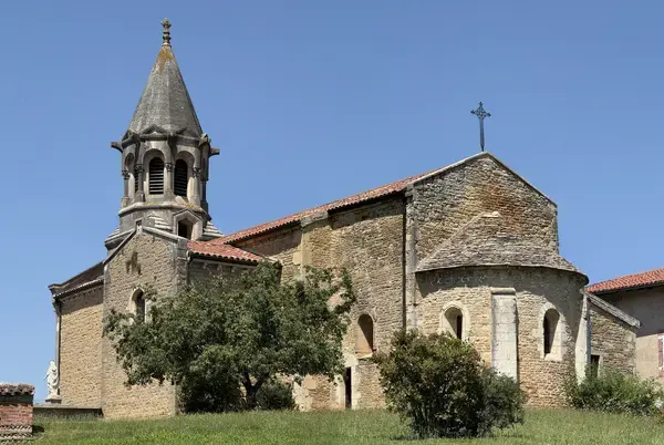 Monte Escalier 01 Monte escalier Illiat