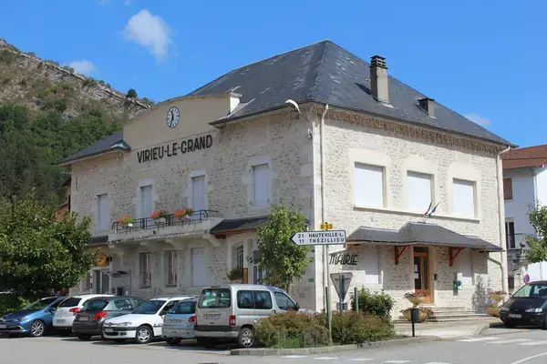 Monte Escalier 01 Monte escalier Virieu-le-Grand